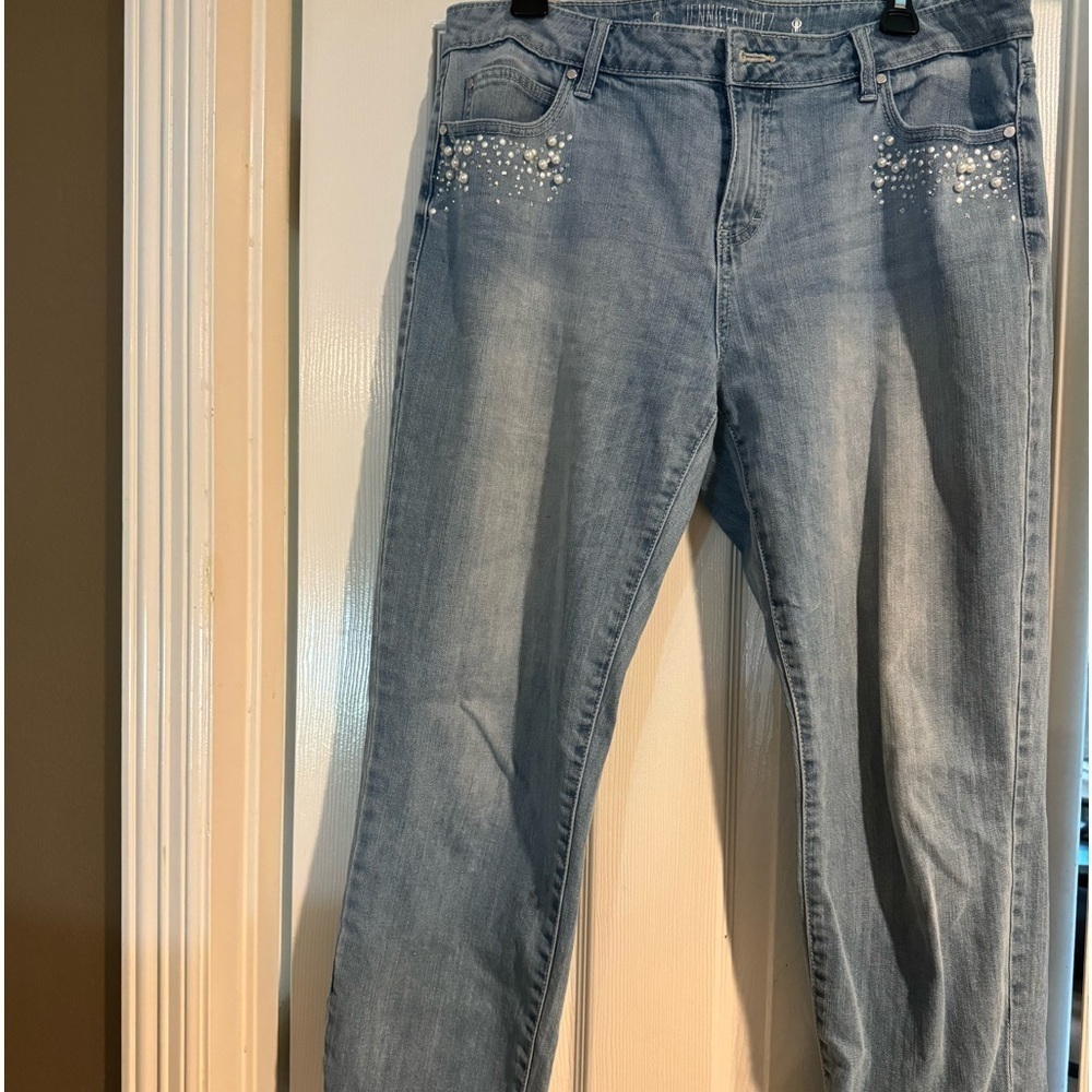 Jennifer Lopez bling jeans!